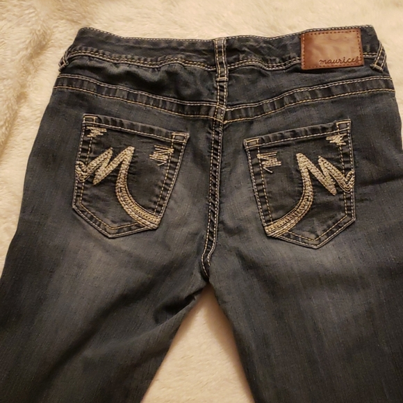 Jeans - Picture 3 of 4